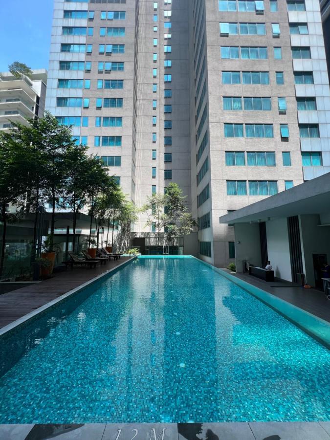 Summer Suites Klcc By Luna Куала-Лумпур Экстерьер фото